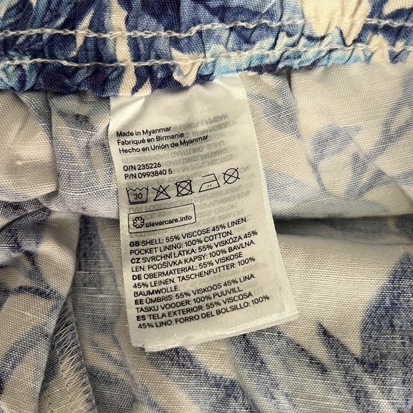 H & M Linen Blend Floral Print in Blue/White Size MED — SO PRETTY!!!! - Picture 7 of 8